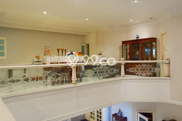 Best Deal Hunian Mewah Ideal dan Luas di Menteng, Jakarta Pusat Best Deal Hunian Mewah Ideal dan Luas di Menteng, Jakarta Pusat