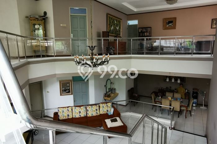 Rumah Luxury Modern Tanpa Renovasi di Tanah Kusir Jakarta Selatan Rumah Luxury Modern Tanpa Renovasi di Tanah Kusir Jakarta Selatan