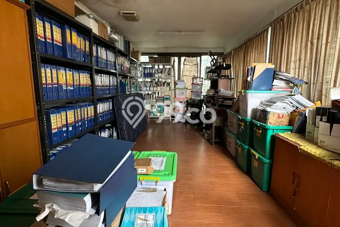 Untuk Dijual Ruko di Tebet Jakarta Selatan LT 97m2 / LB 297m2 Untuk Dijual Ruko di Tebet Jakarta Selatan LT 97m2 / LB 297m2