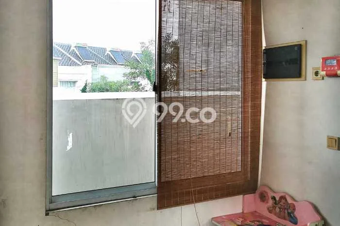Dijual Rumah Eksklusif 4 KT di Green Lake City, Jakarta Barat Dijual Rumah Eksklusif 4 KT di Green Lake City, Jakarta Barat