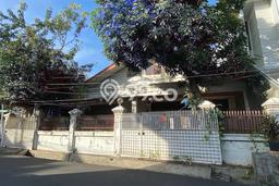 Jual Rumah Mewah Megah Dengan View Eksklusif di Tomang, Jakarta Barat Jual Rumah Mewah Megah Dengan View Eksklusif di Tomang, Jakarta Barat
