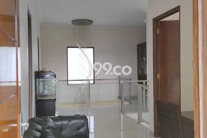 Rumah Luxury Modern Siap Huni di Sentul City Bogor Rumah Luxury Modern Siap Huni di Sentul City Bogor