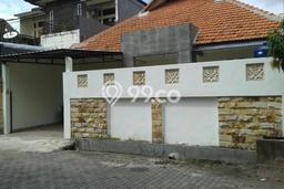 Lokasi terbaik! Rumah siap pakai disewakan di Denpasar Utara LB 180m2 Lokasi terbaik! Rumah siap pakai disewakan di Denpasar Utara LB 180m2