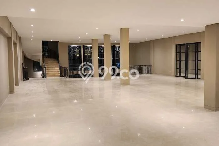 Untuk Disewa Kantor di Bandung Wetan Bandung LT 1040m2, LB 800m2 Untuk Disewa Kantor di Bandung Wetan Bandung LT 1040m2, LB 800m2
