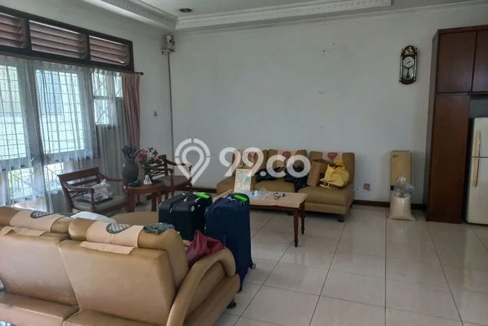 Rumah Luxury Modern Siap Huni di Intercon Jakarta Barat Rumah Luxury Modern Siap Huni di Intercon Jakarta Barat