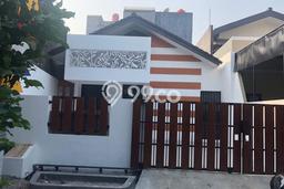 Dijual Rumah Mewah Megah Dengan View Eksklusif di Meruya, Jakarta Barat Dijual Rumah Mewah Megah Dengan View Eksklusif di Meruya, Jakarta Barat