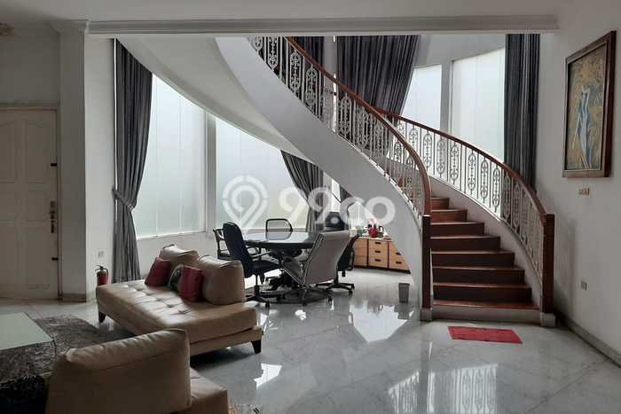 Dijual Rumah Mewah Megah Dengan View Cantik di Intercon, Jakarta Barat Dijual Rumah Mewah Megah Dengan View Cantik di Intercon, Jakarta Barat