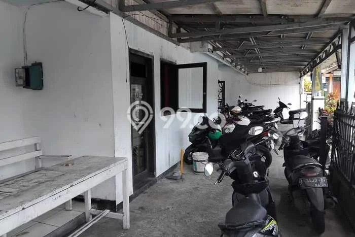 Dijual Kost Strategis di Antapani, Bandung 25 KT, 6 KM, Luas Bangunan 500m2 Dijual Kost Strategis di Antapani, Bandung 25 KT, 6 KM, Luas Bangunan 500m2