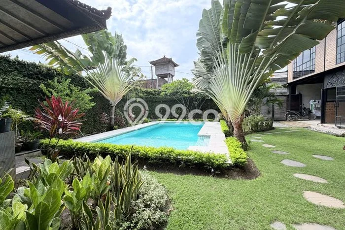 Vila di , Area 400m2m², Akses ke fasilitas umum Vila di , Area 400m2m², Akses ke fasilitas umum