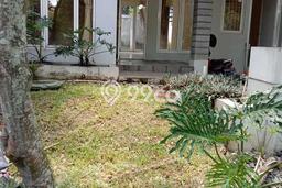 Hunian Mewah LB 129m2 Siap Pakai Desain Elegan di Bintaro, Tangerang Selatan Hunian Mewah LB 129m2 Siap Pakai Desain Elegan di Bintaro, Tangerang Selatan