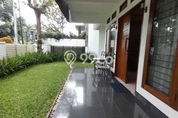 Ready to Use! Premium House LT 251m2 Desain Modern di Pondok Indah Ready to Use! Premium House LT 251m2 Desain Modern di Pondok Indah