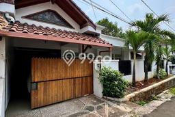 Rumah Luxury Modern Tanpa Renovasi di Lebak Bulus Jakarta Selatan Rumah Luxury Modern Tanpa Renovasi di Lebak Bulus Jakarta Selatan