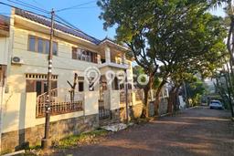 Ready to Use! Luxury House LT 273m2 Desain Elegan di Cinere Ready to Use! Luxury House LT 273m2 Desain Elegan di Cinere