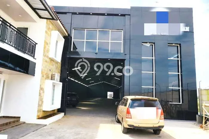 Area Ramai! Gudang Dijual di Juwana untuk Bisnis Luas Bangunan 2200m2 Area Ramai! Gudang Dijual di Juwana untuk Bisnis Luas Bangunan 2200m2