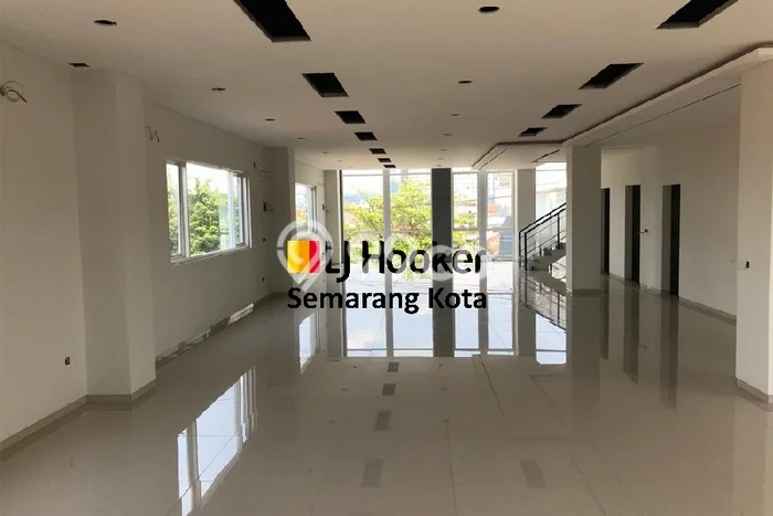 Tersedia Ruko Bisnis di Semarang Tengah Semarang Harga Sewa Menarik Bisa Nego Tersedia Ruko Bisnis di Semarang Tengah Semarang Harga Sewa Menarik Bisa Nego