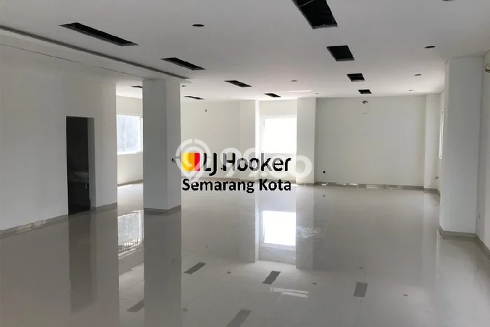 Tersedia Ruko Bisnis di Semarang Tengah Semarang Harga Sewa Menarik Bisa Nego Tersedia Ruko Bisnis di Semarang Tengah Semarang Harga Sewa Menarik Bisa Nego