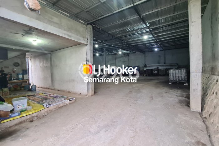 Lokasi Strategis! Dijual Gudang Bisnis di Ngaliyan, Semarang Kondisi Baik Lokasi Strategis! Dijual Gudang Bisnis di Ngaliyan, Semarang Kondisi Baik