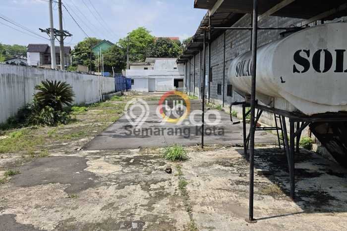 Gudang Komersial Disewakan di Tugu Semarang Luas 4692m2 Gudang Komersial Disewakan di Tugu Semarang Luas 4692m2