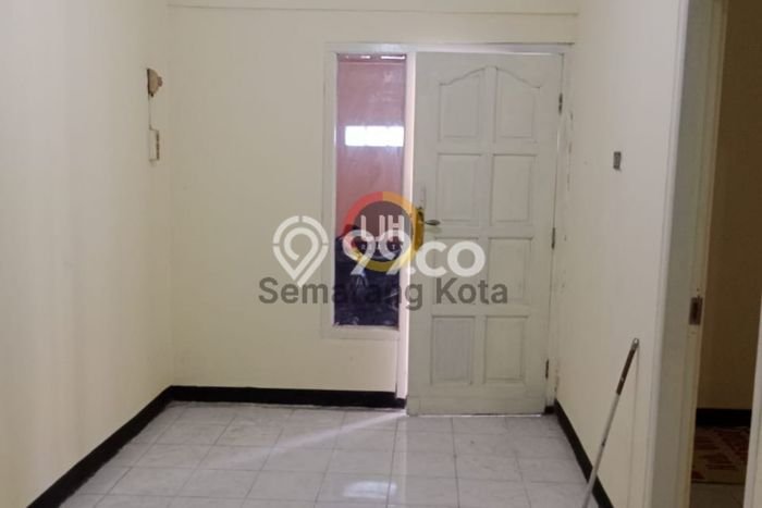 Rumah 2 Kamar Tidur Konsep Modern di Semarang Timur, Dekat Fasilitas Umum, Semarang Rumah 2 Kamar Tidur Konsep Modern di Semarang Timur, Dekat Fasilitas Umum, Semarang