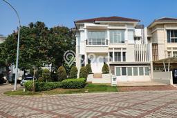 For Sale! Premium House LT 425m2 Desain Elegan di Pantai Indah Kapuk For Sale! Premium House LT 425m2 Desain Elegan di Pantai Indah Kapuk
