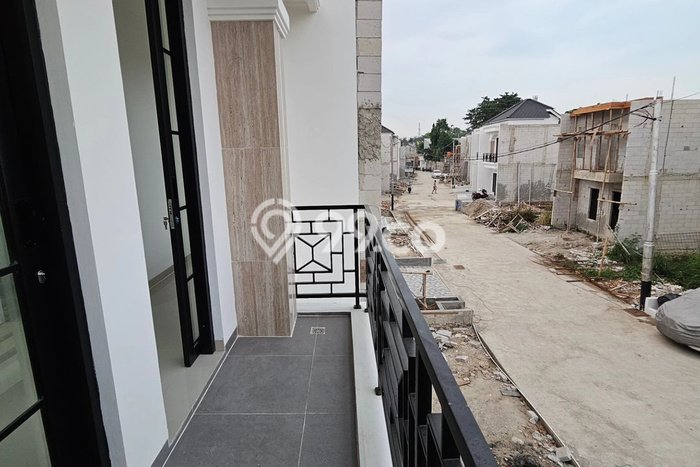 Rumah Minimalis 3 Kamar LT 56m2 di Tanah Baru Rumah Minimalis 3 Kamar LT 56m2 di Tanah Baru