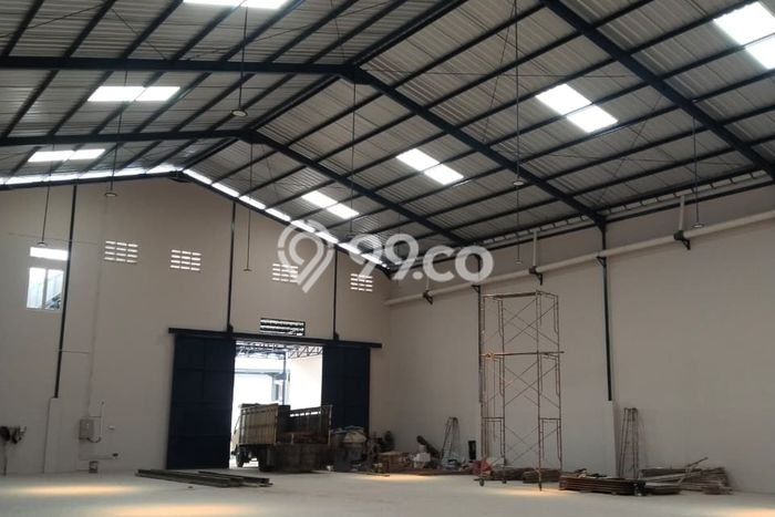 Gudang Disewa di Cipondoh, Tangerang, LT 800m2 / LB 600m2 Gudang Disewa di Cipondoh, Tangerang, LT 800m2 / LB 600m2