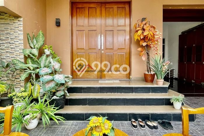 Jual Rumah Luas Elegan Dengan View Eksklusif di Ampera, Jakarta Selatan Jual Rumah Luas Elegan Dengan View Eksklusif di Ampera, Jakarta Selatan