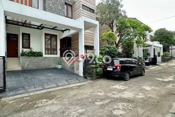 For Sale! Luxury House LT 162m2 Desain Modern di Antasari For Sale! Luxury House LT 162m2 Desain Modern di Antasari