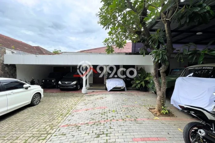 Rumah Bagus Disewakan di Cipete, Jakarta Selatan LT 1200m2, LB 500m2 Rumah Bagus Disewakan di Cipete, Jakarta Selatan LT 1200m2, LB 500m2
