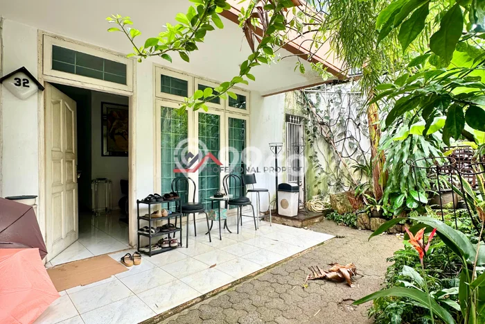 Rumah Mewah LB 133m2 Siap Pakai Desain Elegan di Pondok Indah, Jakarta Selatan Rumah Mewah LB 133m2 Siap Pakai Desain Elegan di Pondok Indah, Jakarta Selatan