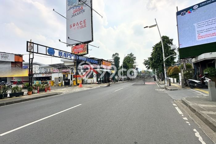 Tanah Kavling Dijual di Jakarta Selatan dengan Spesifikasi 3058m2 Tanah Kavling Dijual di Jakarta Selatan dengan Spesifikasi 3058m2
