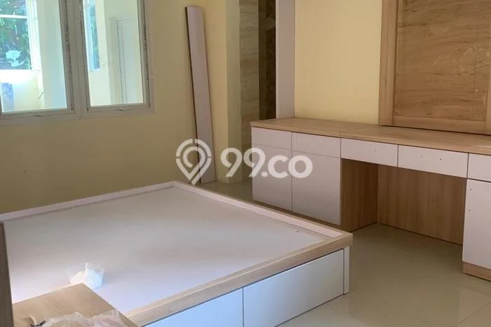 LOKASI STRATEGIS! Rumah di Semarang Utara, Akses ke Tol, 2 KT, Luas 230m² LB 460m² LOKASI STRATEGIS! Rumah di Semarang Utara, Akses ke Tol, 2 KT, Luas 230m² LB 460m²