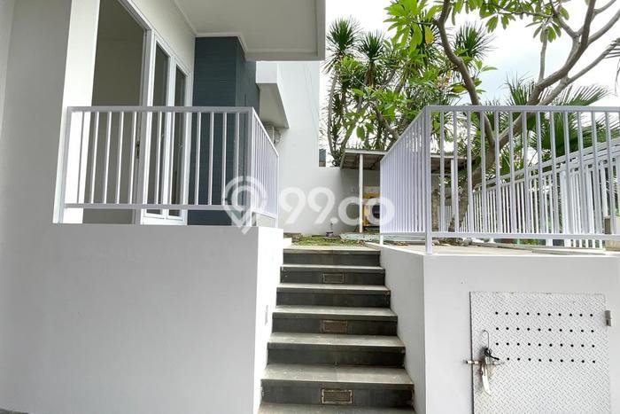 Dijual Rumah Luas Megah Dengan View Eksklusif di Candi Golf, Semarang Dijual Rumah Luas Megah Dengan View Eksklusif di Candi Golf, Semarang
