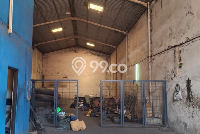 Unit Gudang Dijual di Waru Sidoarjo Luas Bangunan 300m2 Unit Gudang Dijual di Waru Sidoarjo Luas Bangunan 300m2
