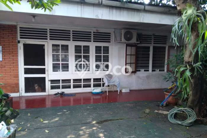 Siap Huni Hunian Elit 6 Kamar di Kebon Jeruk Dekat ke Mana Pun Siap Huni Hunian Elit 6 Kamar di Kebon Jeruk Dekat ke Mana Pun