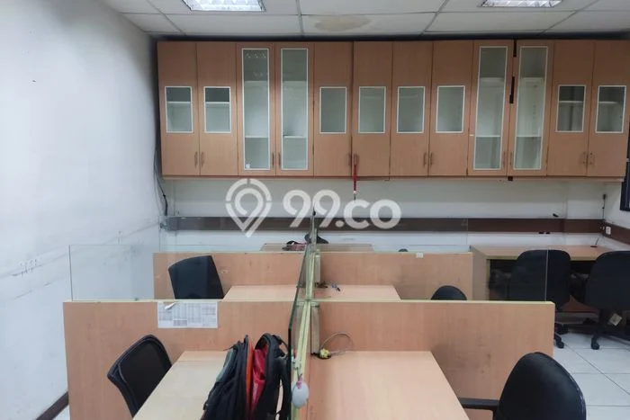 Area Ramai! Ruko Dijual di Pulo Gadung untuk Bisnis Luas Bangunan 262m2 Area Ramai! Ruko Dijual di Pulo Gadung untuk Bisnis Luas Bangunan 262m2