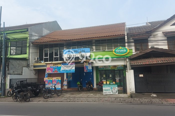 Ruko untuk disewa di Duren Sawit punya LT 52m2 & LB 80m2 harga sewa kompetitif Ruko untuk disewa di Duren Sawit punya LT 52m2 & LB 80m2 harga sewa kompetitif