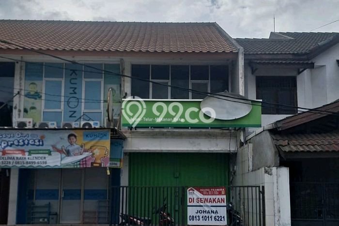 Ruko untuk disewa di Duren Sawit punya LT 52m2 & LB 80m2 harga sewa kompetitif Ruko untuk disewa di Duren Sawit punya LT 52m2 & LB 80m2 harga sewa kompetitif