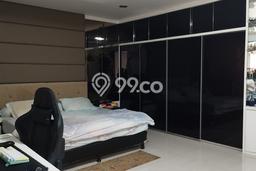 Hunian Mewah LB 450m2 Siap Pakai Desain Elegan di Permata Buana, Jakarta Barat Hunian Mewah LB 450m2 Siap Pakai Desain Elegan di Permata Buana, Jakarta Barat