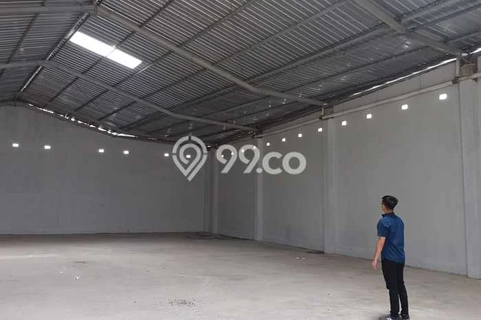 For Rent Gudang Premium di Benda, Luas 250m2m², Lokasi Komersial, Akses Mudah For Rent Gudang Premium di Benda, Luas 250m2m², Lokasi Komersial, Akses Mudah