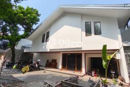 Sewa Rumah Murah di Blok M Jakarta Selatan dengan 4 Kamar Tidur Sewa Rumah Murah di Blok M Jakarta Selatan dengan 4 Kamar Tidur