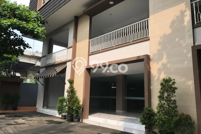 Kantor Dijual di Jakarta Timur LT 460m2 & LB 1200m2 Lokasi Terbaik! Kantor Dijual di Jakarta Timur LT 460m2 & LB 1200m2 Lokasi Terbaik!