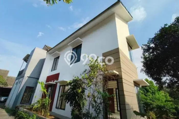 Lokasi terbaik! Rumah siap pakai disewakan di Cinere LB 130m2 Lokasi terbaik! Rumah siap pakai disewakan di Cinere LB 130m2