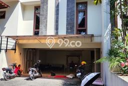 Dijual Rumah Mewah Megah Dengan View Eksklusif di Ciumbuleuit, Bandung Dijual Rumah Mewah Megah Dengan View Eksklusif di Ciumbuleuit, Bandung