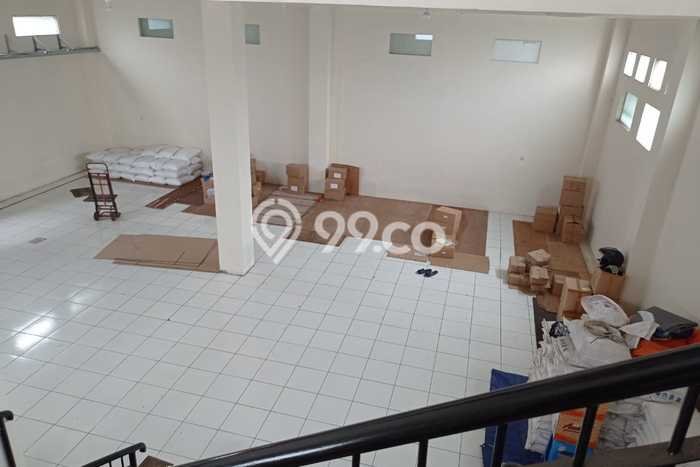 Untuk Dijual! Gudang di Sudirman Bandung LT 379m2 / LB 336m2 Kawasan Bisnis Untuk Dijual! Gudang di Sudirman Bandung LT 379m2 / LB 336m2 Kawasan Bisnis