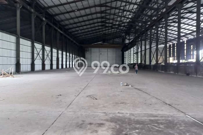 AREA KOMERSIAL! Gudang For Rent di Tambun Selatan, Luas 3240m2m², Area Utama, Ready Usaha AREA KOMERSIAL! Gudang For Rent di Tambun Selatan, Luas 3240m2m², Area Utama, Ready Usaha