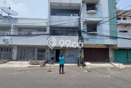 Ruko Bagus Dijual LB 689m2 Lokasi Strategis Jakarta Pusat Area Cocok untuk Berbisnis Ruko Bagus Dijual LB 689m2 Lokasi Strategis Jakarta Pusat Area Cocok untuk Berbisnis