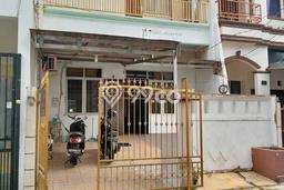 HUNIAN PREMIUM! Rumah di Sunter, 4 KT, Area Berkembang, LT 126m2m² LB 240m2m² HUNIAN PREMIUM! Rumah di Sunter, 4 KT, Area Berkembang, LT 126m2m² LB 240m2m²