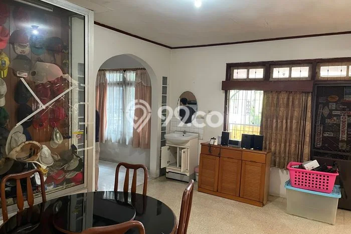 Dijual Hunian Mewah dengan Fasilitas Sekitar Komplit di Pesanggrahan, Jakarta Selatan Dijual Hunian Mewah dengan Fasilitas Sekitar Komplit di Pesanggrahan, Jakarta Selatan