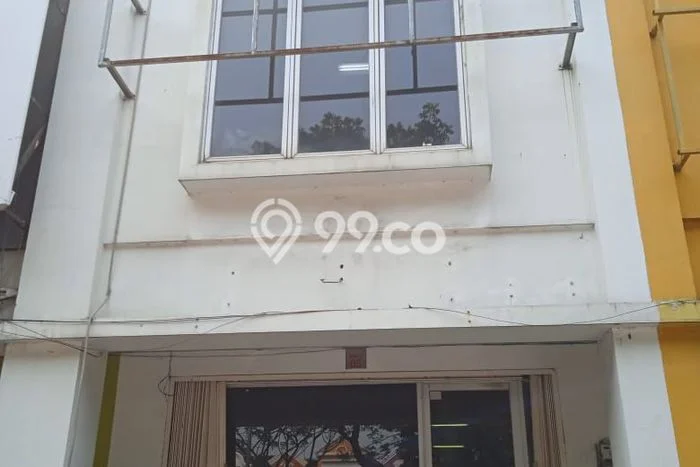 Unit Ruko Disewakan di Graha Raya di Area Ramai & Strategis Unit Ruko Disewakan di Graha Raya di Area Ramai & Strategis